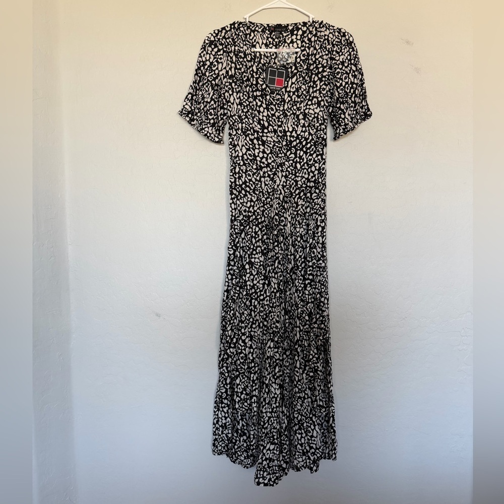 Carre Noir black and white dress size XS NWT